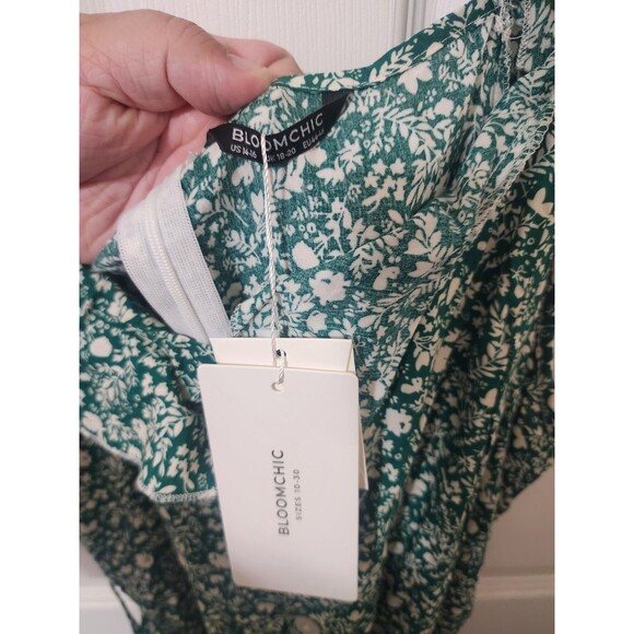 Bloomchic Jumpsuit Size 1x New With Tags - Picture 2 of 4